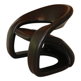 1990s Postmodern Sculptural Cantilever Tongue Chair For Sale
