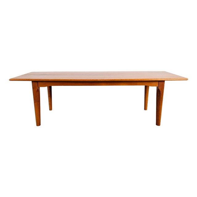 Mid-Century Modern Danish Oak Coffee Table For Sale
