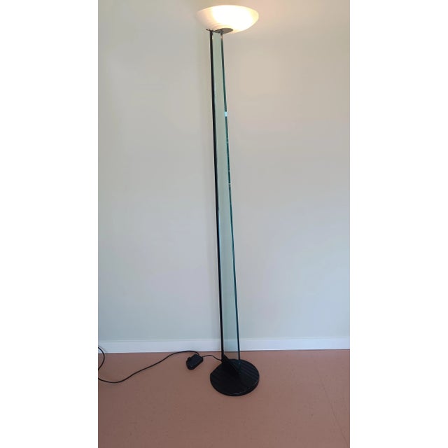 Postmodern Postmodern Uplighter Floor Lamp attributed to Sothis, Italy, 1980s For Sale - Image 3 of 10