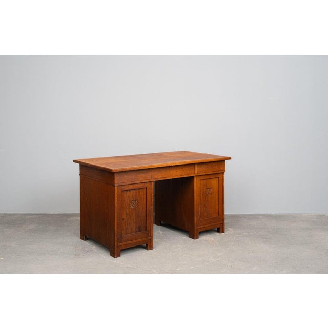Early 20th Century Art Nouveau Desk in Oak For Sale - Image 4 of 18