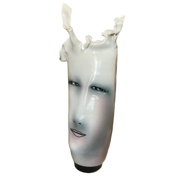 Cream Bing Gleitsman 2002 Vintage Porcelain Face Vase For Sale - Image 8 of 11