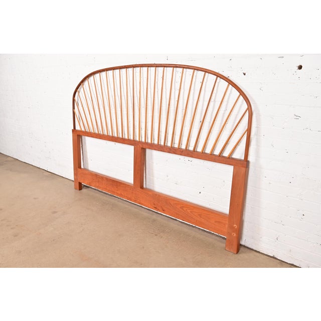 Contemporary Thomas Moser Shaker Carved Cherry Wood King Size Spindle Headboard For Sale - Image 3 of 8