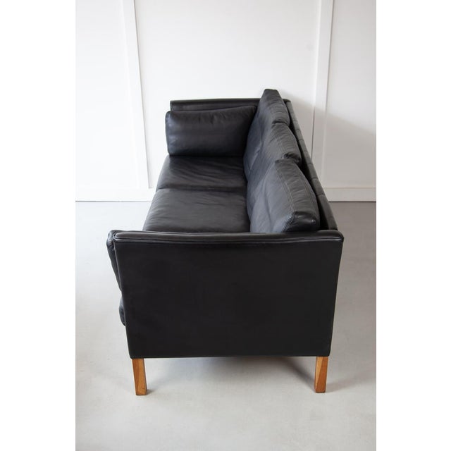1960s Danish Black Leather Sofa, 1960s For Sale - Image 5 of 7