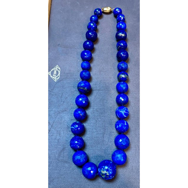 Vintage Lapis Lazuli Single Strand Necklace Yellow Gold 14K Clasp With Diamond For Sale - Image 18 of 18