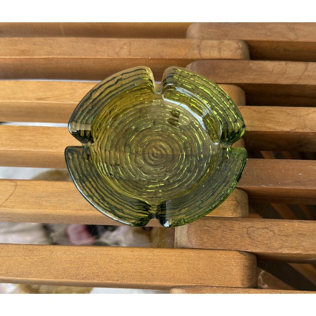Glass 1970s Anchor Hocking Green Soreno Nesting Ashtray Set- 3 Pieces For Sale - Image 7 of 8