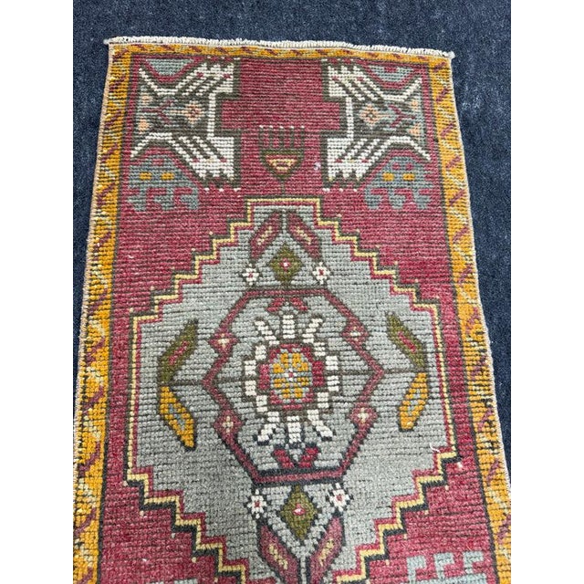 Turkish Yastik Rug 1'6" x 3' For Sale - Image 4 of 5