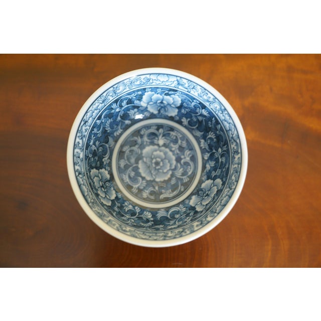 Ceramic Late 20th Century Contemporary Chinese Blue and White Porcelain Bowl With Floral Scroll Decoration For Sale - Image 7 of 8