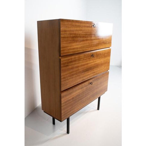 Chest of Drawers in Teak For Sale - Image 4 of 12