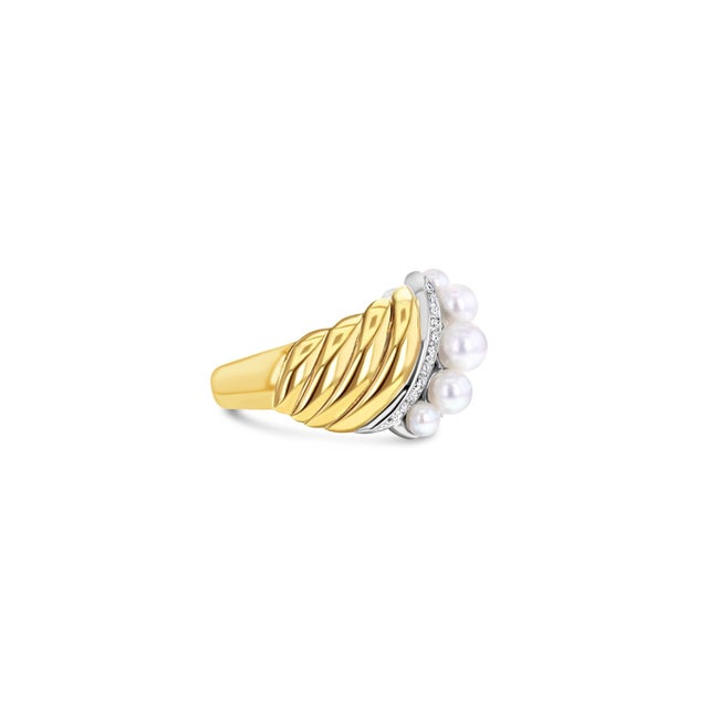 Contemporary Pearl Diamond Statement Ring 14k Yellow Gold, Size 6.75 For Sale - Image 3 of 3