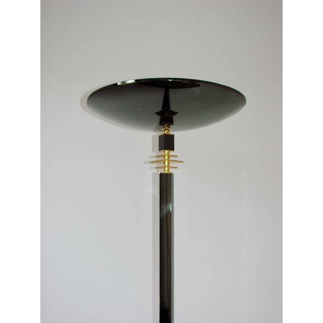 Modern Floor Lamp in Brass and Metal, 1980s, in Very Good conditions. Designed 1980 to 1989 European Plug (up to 250V).The...