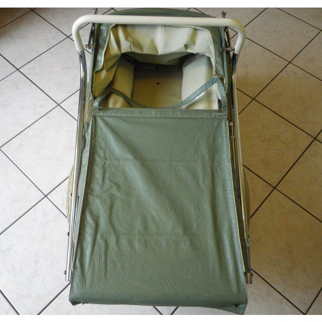 Flandria Pram in Chromed Metal and Almond Green Imitation Leather, Belgium, 1960s For Sale - Image 15 of 18