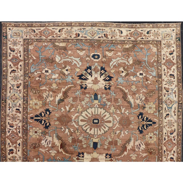 Early 20th Century Antique Persian Serapi Rug With Grand Medallion and Expansive Botanical Design For Sale - Image 5 of 16