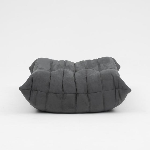 Togo Lounge Chair and Pouf in Black Fabric by Michel Ducaroy for Ligne Roset, 1973, Set of 2 For Sale - Image 14 of 18