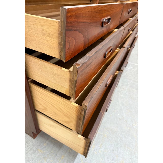 Mid-Century Modern Jack Cartwright Rosewood 12-Drawer Dresser For Sale - Image 11 of 11