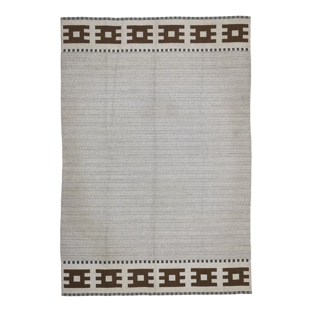 Reversible Vintage Swedish Rollakan Rug - 06'04 X 09'02 For Sale