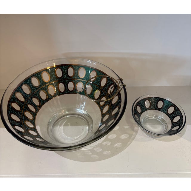 Culver Ltd. 1960s Culver Mid Century Chip + Dip Bowl + Carrier - 3pcs For Sale - Image 4 of 7