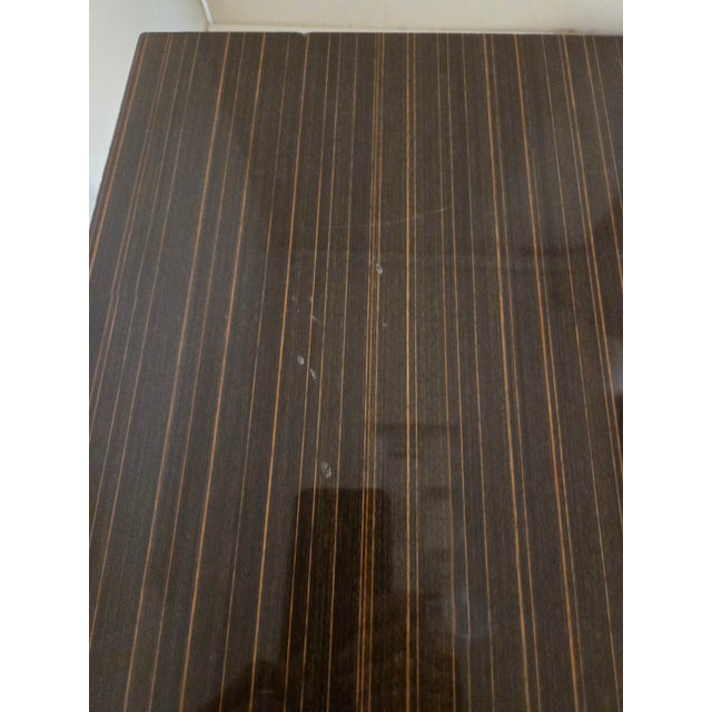 French Mid Century Macassar Ebony Parquetry Inlaid Expandable Dining Room Table W/ Leaves For Sale - Image 17 of 18