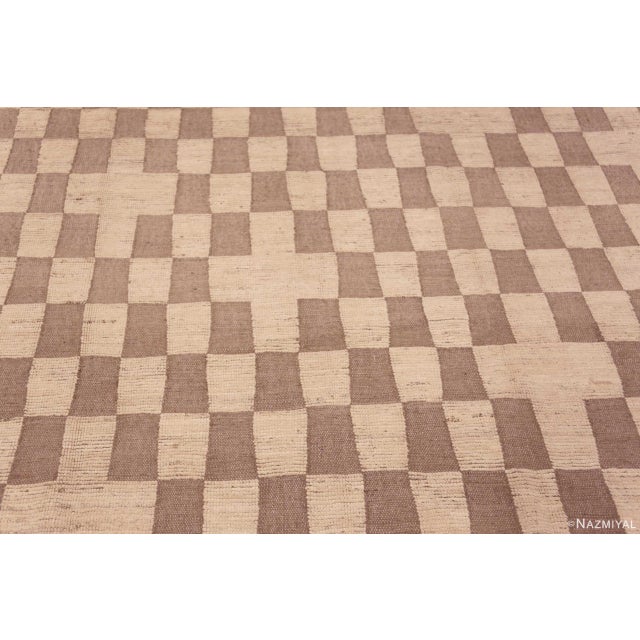 Nazmiyal Collection Checkboard Design Modern Area Rug For Sale - Image 4 of 6