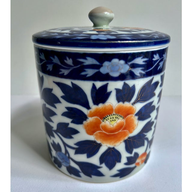 Fukagawa Koransha Blue &.White Peonies Lidded Porcelain Jar, C. 1930s For Sale - Image 9 of 17