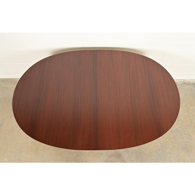 1960s Baker Furniture Style Regency Mahogany Double Pedestal Extension Dining Table, Newly Refinished For Sale - Image 5 of 14