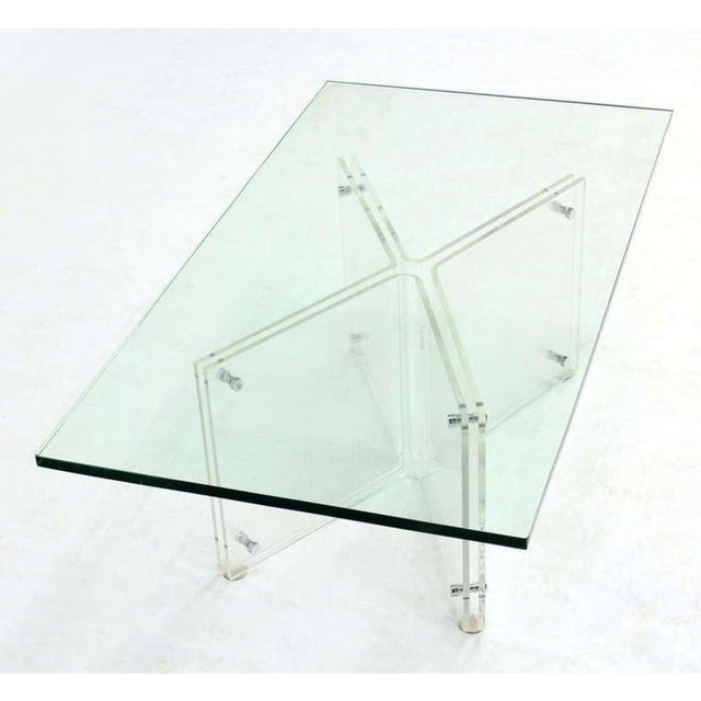 Glass Mid-Century Modern Lucite X Base Glass Top Rectangle Coffee Table For Sale - Image 7 of 10