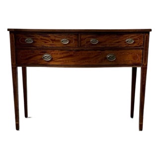 Vintage Federal Hepplewhite Style Inlaid Mahogany Serpentine Sideboard For Sale