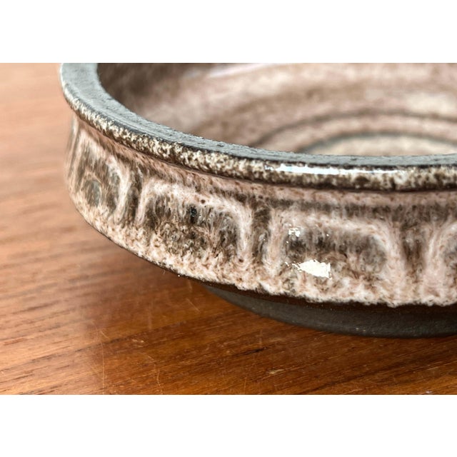 Mid-Century Modern Mid-Century Modern Danish Studio Pottery Bowl from Hyllested Keramik, 1960s For Sale - Image 3 of 12