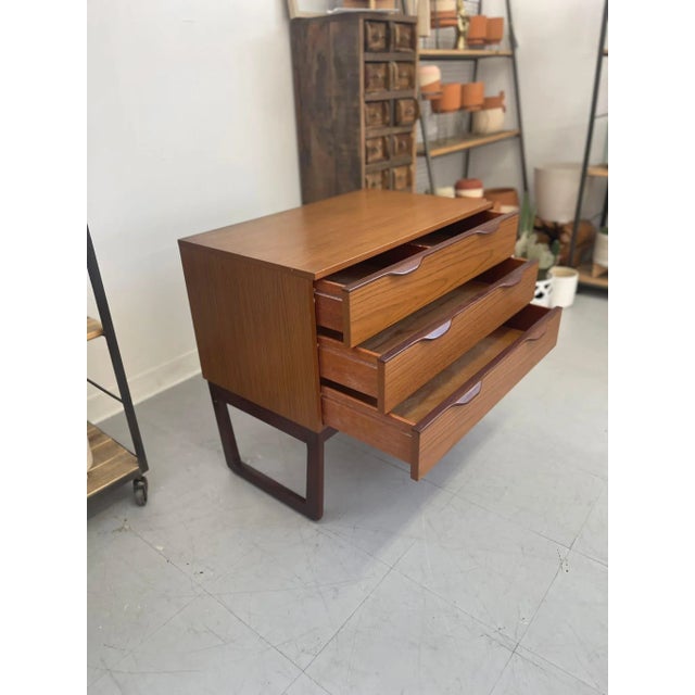 1970s 1970s Vintage Danish Modern Dresser With Handles For Sale - Image 5 of 9