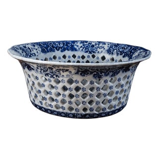 English Blue and White Transfer-Printed Pierced Pearlware Basket, 1800s For Sale