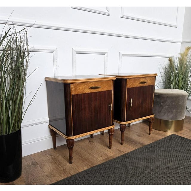 Brown Art Deco Italian Nightstands in Burl Walnut, 1940s, Set of 2 For Sale - Image 8 of 11