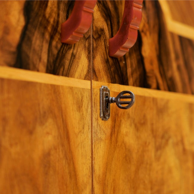1930s Art Deco Gentleman's Armoire in English Walnut For Sale In Los Angeles - Image 6 of 14