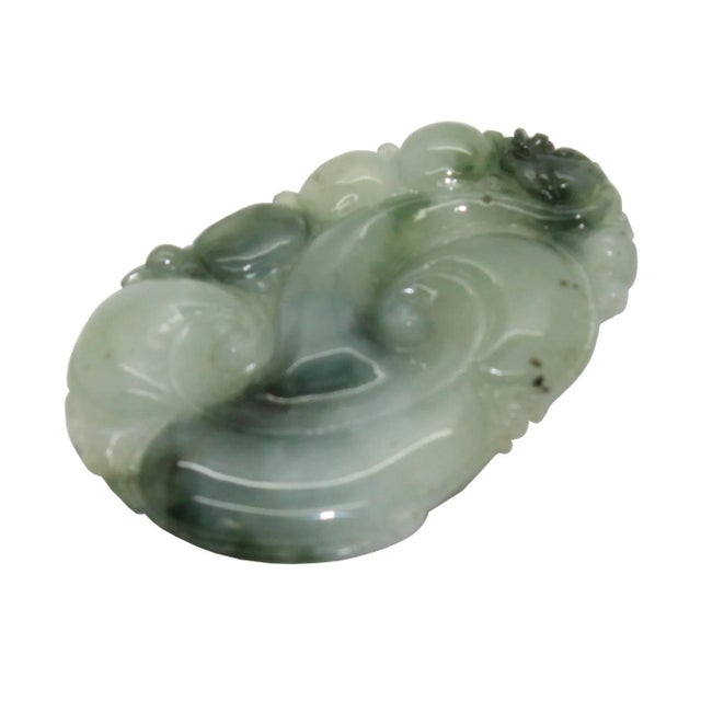 Art Deco Carved Natural Jade Flying Dragon Spiral on Luyi Wave and Longevity Peach Pendant For Sale - Image 3 of 5