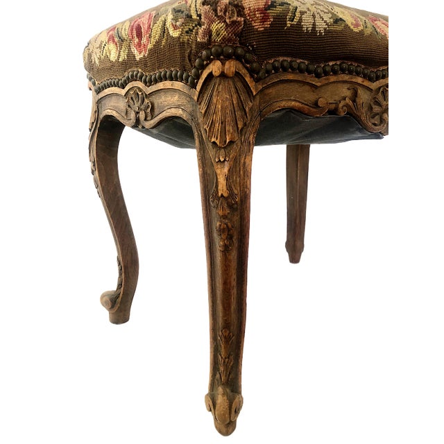 Late 19th-Century Louis XV-style Bench With Needlework Upholstery For Sale - Image 4 of 11