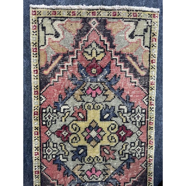Turkish Yastik Rug 1'7" x 3'1" For Sale - Image 4 of 5