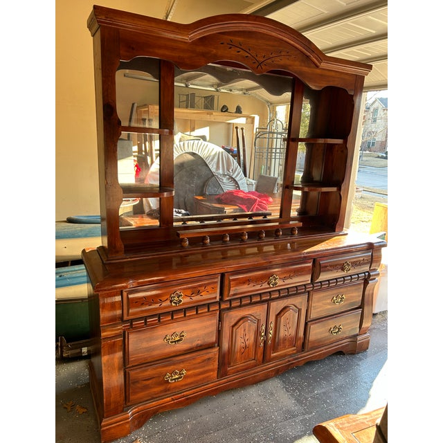 1980s Vintage Dresser For Sale - Image 5 of 9