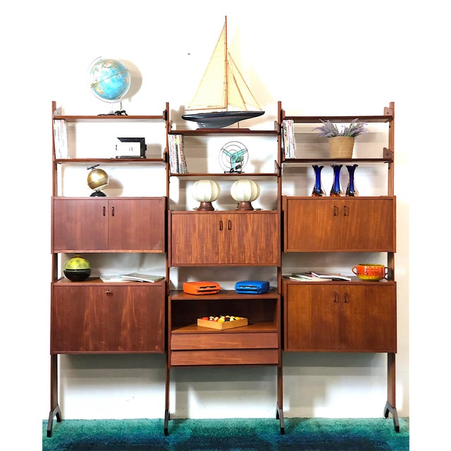 Metal Vintage Three-Bay Bookcase by Vittorio Dassi, 1960s For Sale - Image 7 of 18