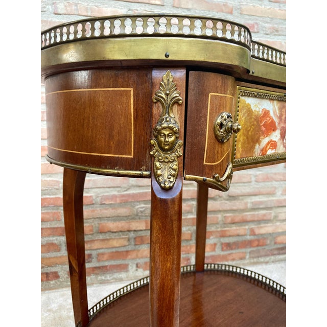 Wood Mid 20th Century Carved Wood Kidney Shaped Bedside Tables with Bronze and Marble Top, Set of 2 For Sale - Image 7 of 18