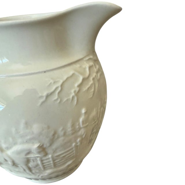 1950s 1950s Wedgwood Queensware Fox Hunt Cream Pitcher For Sale - Image 5 of 10