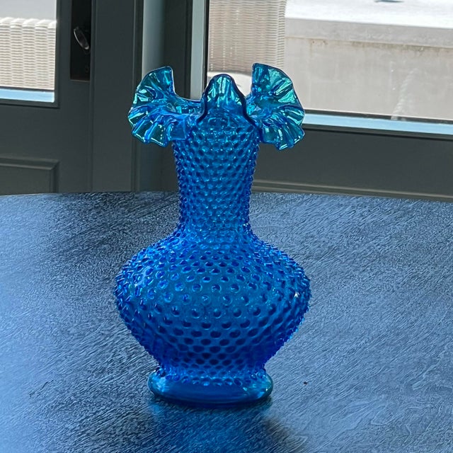 Mid-Century Modern Vintage Fenton Colonial Blue Hobnail Vase Ruffled Glass Vase – Mid-Century Collectible For Sale - Image 3 of 8