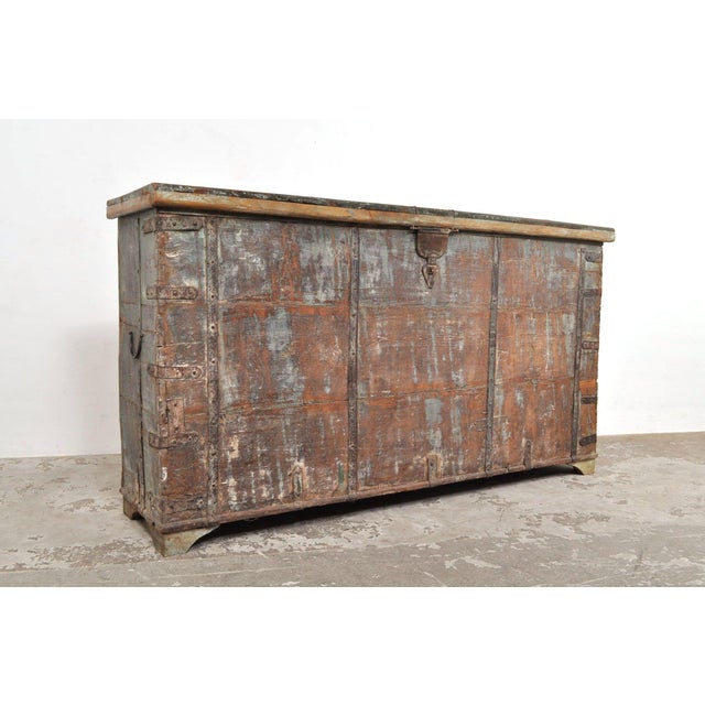 Large Indian Teak Chest, 1960s For Sale - Image 4 of 15