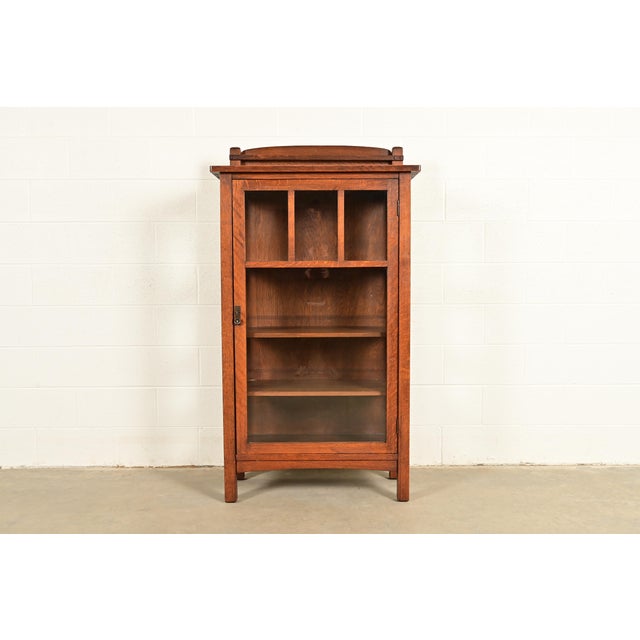 Limbert Antique Mission Oak Arts & Crafts Bookcase or China Cabinet, Circa 1910 For Sale - Image 15 of 15