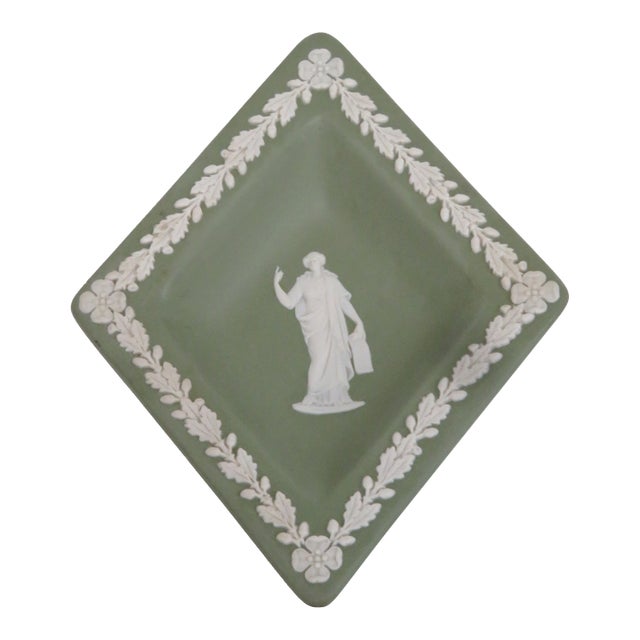 Wedgwood Green Jasperware Diamond Shaped Trinket Ring Dish Made in England 4981b For Sale