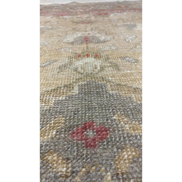 Early 20th Century Vintage Oushak Carpet, Handmade Oriental Rug, Pale Caramel, Coral Taupe, Gray For Sale - Image 5 of 18