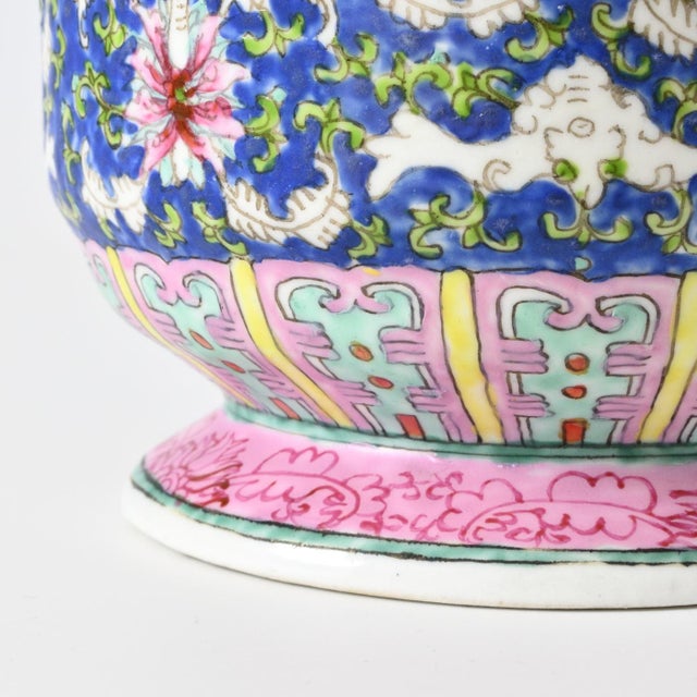 1920s Hand-Painted Blue Ground Chinese Porcelain Vase, 1920s For Sale - Image 5 of 8