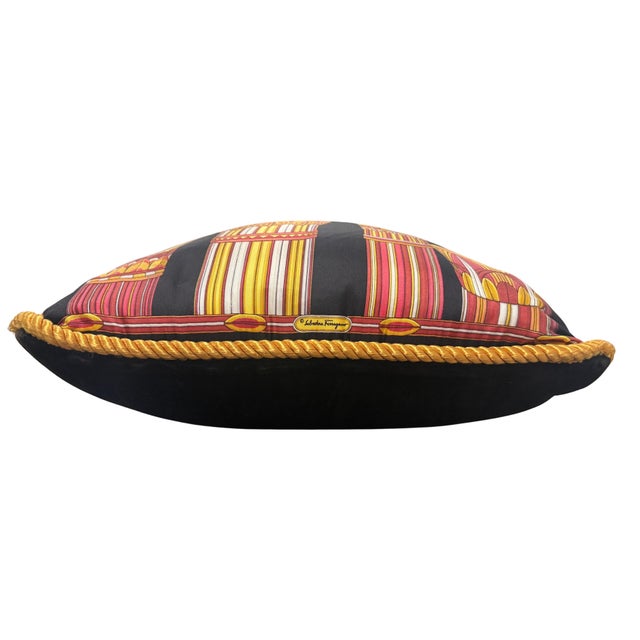 Hollywood Regency Vintage Salvatore Ferragamo Silk Leopard & Egyptian Motif Pillow For Sale - Image 3 of 7