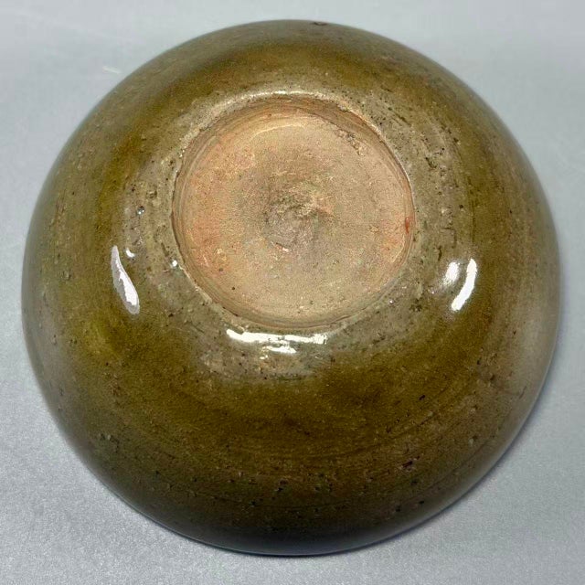 Mid 19th Century Olive‑Glazed Chinese Ceramic Small Decorative Bowl For Sale - Image 5 of 5