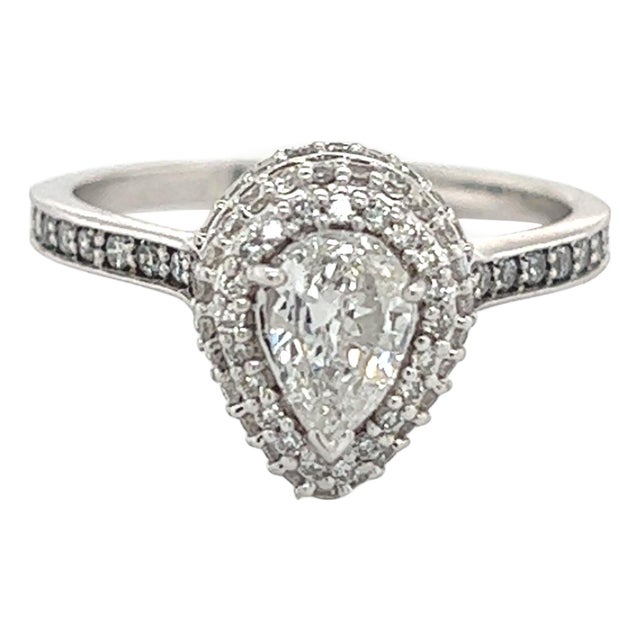 Diamond Ring 14k Gold 0.91 TCW 3.19 Grams Certified For Sale