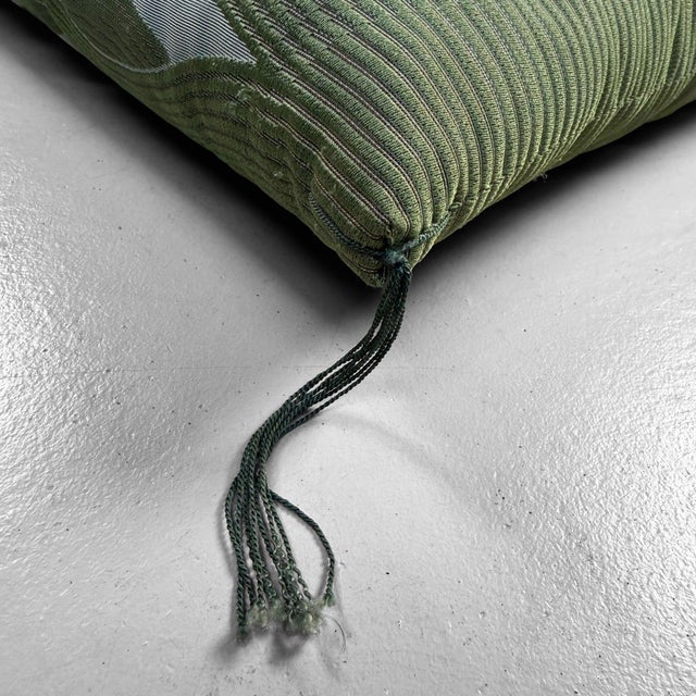 1960s Vintage Japanese Zabuton Floor Cushion with Graphic Pattern, 1960s For Sale - Image 5 of 8