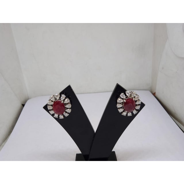 Natural Ruby 7.45cts & Diamond 2.35cts Earring in 18k Gold For Sale - Image 4 of 8