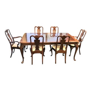 Late 20th Century Mahogany Queen Anne Style Banded Inlaid Dining Set - 7 Pieces For Sale
